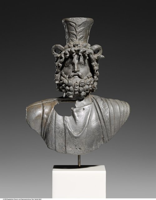 Büste des Gottes Serapis
