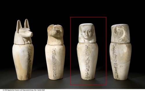 Kanope der Ta-baket-en-ta-aschket, genannt Ta-mit, mit Deckel (Menschenkopf) (Canopic Jar of Ta-baket-en-ta-ashket with Lid Shaped as a Human Head)